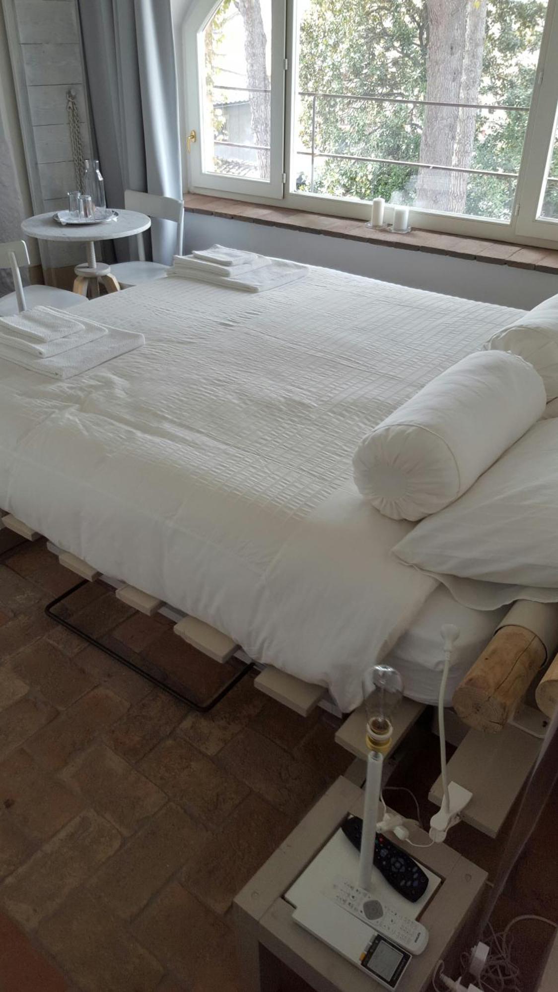 B&B A Piazza Del Gesu Viterbo Eksteriør bilde